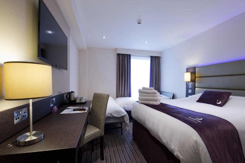 Premier Inn Edinburgh A1 - Массельбург Экстерьер фото